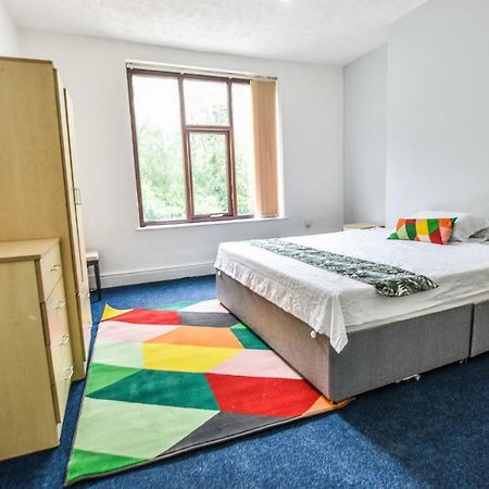 Regency Guesthouse Manchester North Bagian luar foto